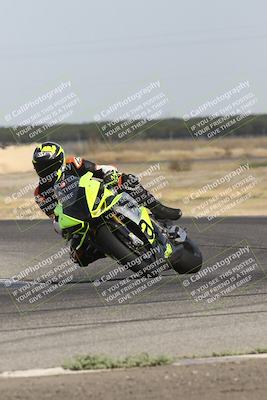 media/Sep-07-2024-Pacific Track Time (Sat) [[9bb89f5e83]]/A group/Phone Wall Paper 1000am/